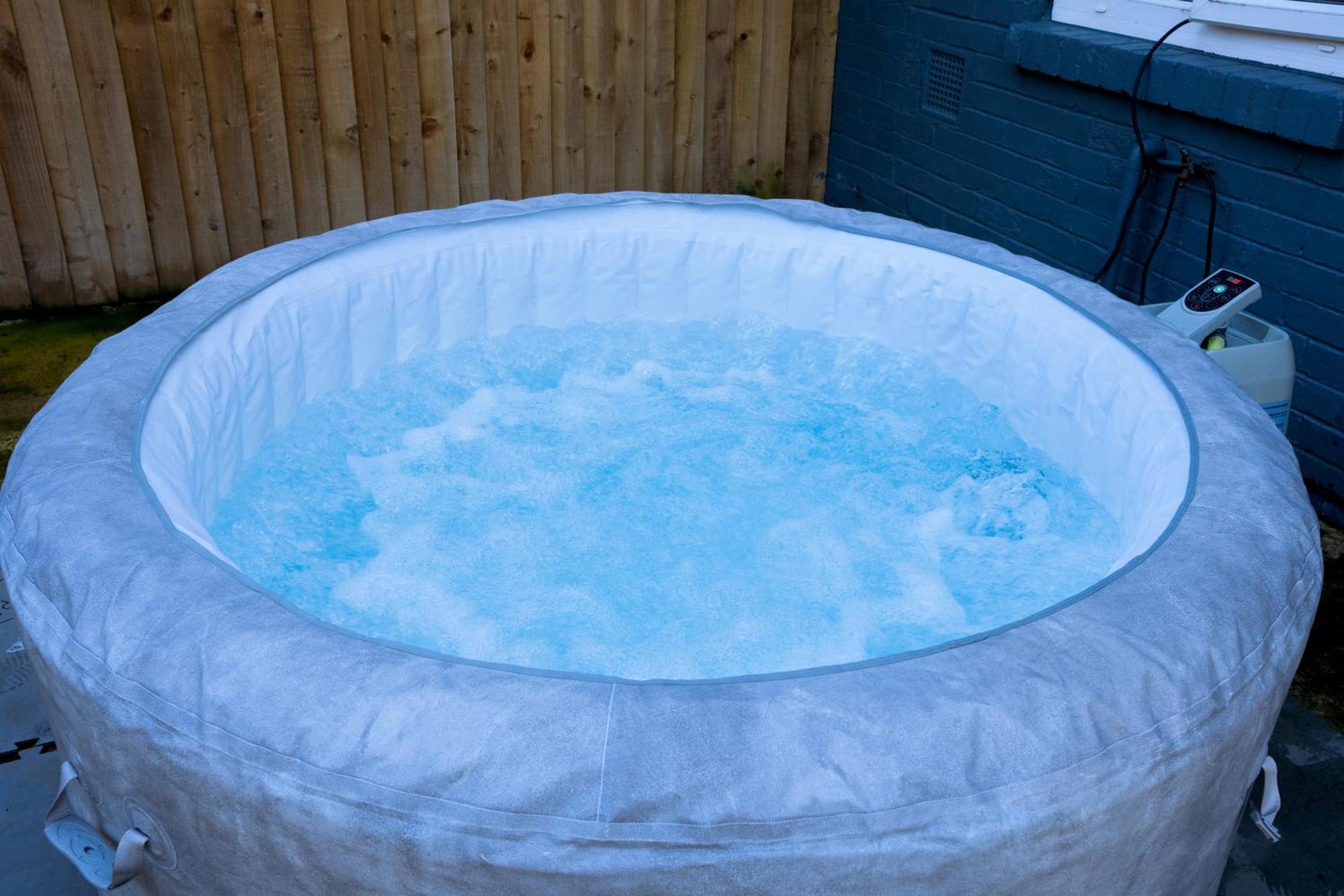 Modern 3Bed Home With Hot Tub Leeds  Exterior foto